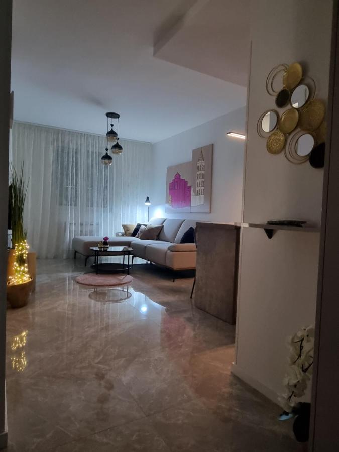 Apartment "50 Shades" With Balcony And Free Parking In The Garage Zadar Zewnętrze zdjęcie