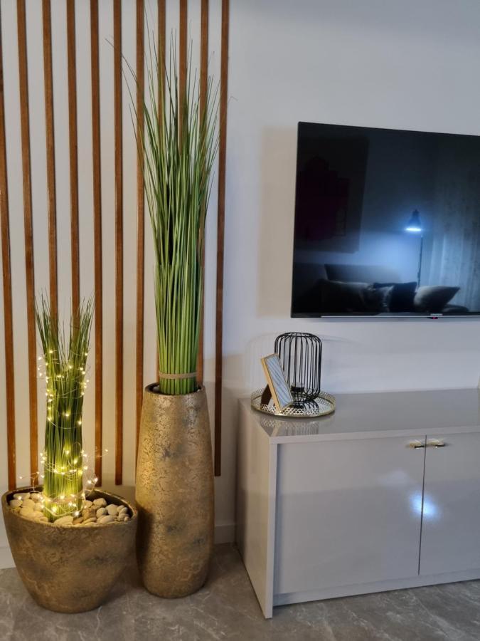Apartment "50 Shades" With Balcony And Free Parking In The Garage Zadar Zewnętrze zdjęcie